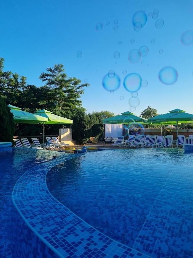 Семеен Хотел Golden Place Szozopol Kültér fotó