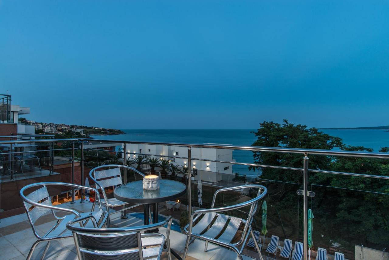 Семеен Хотел Golden Place Szozopol Kültér fotó