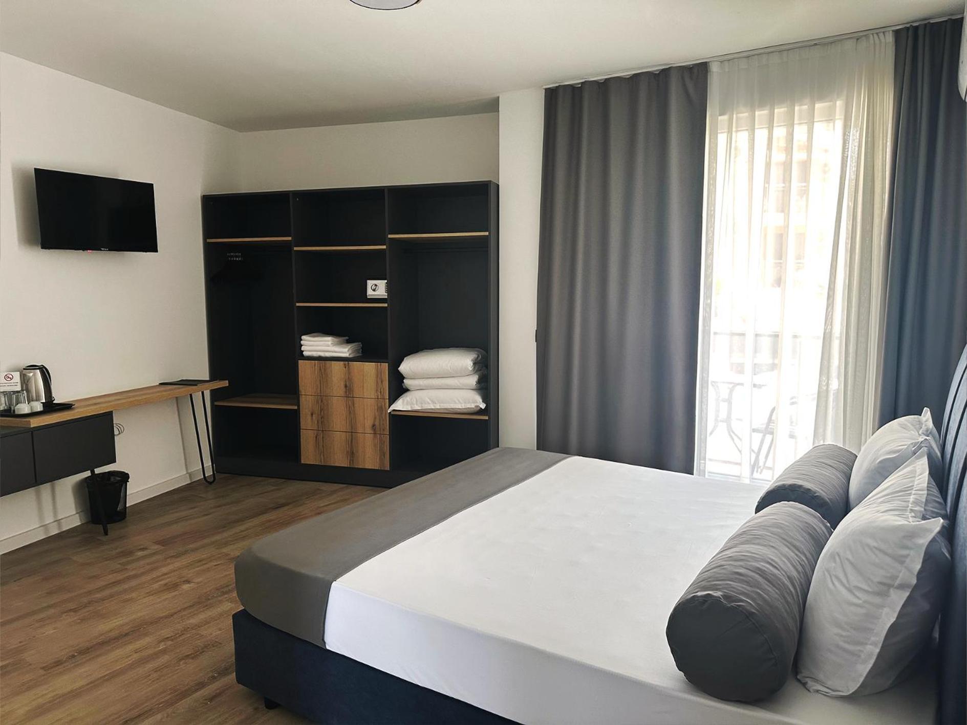 Семеен Хотел Golden Place Szozopol Kültér fotó