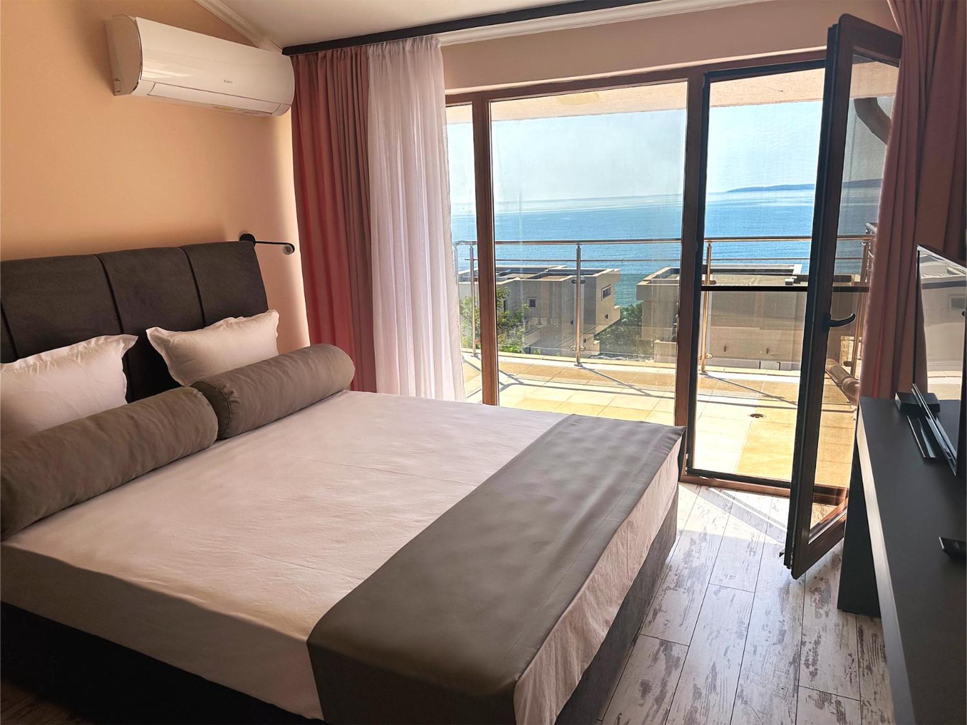 Семеен Хотел Golden Place Szozopol Kültér fotó
