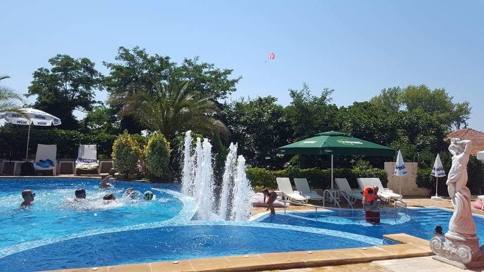 Семеен Хотел Golden Place Szozopol Kültér fotó
